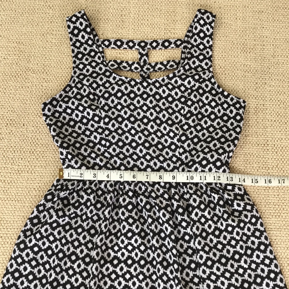 Flowy Mini Dress - Picture 9 of 10